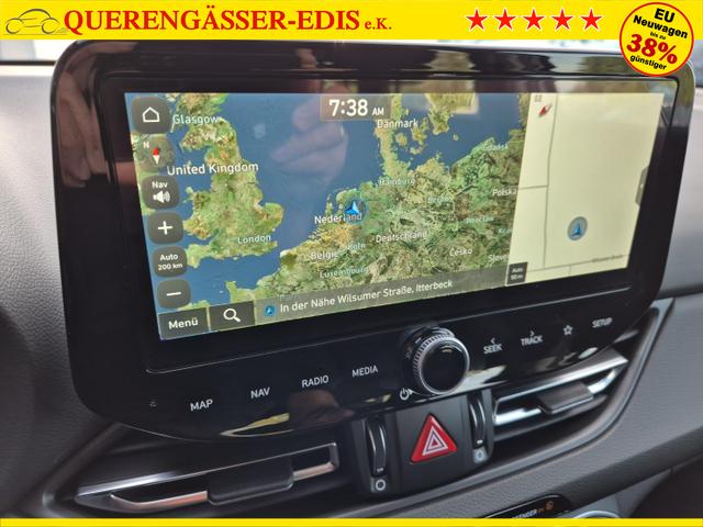 Hyundai i30 Kombi 1.5 T-GDI 95PS Sitzheizung Lenkradheizung Klima Tempomat Navi Apple CarPlay + Android Auto PDC v+h Rückf.Kamera 16-LM 