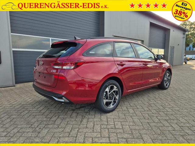 Hyundai i30 Kombi 1.5 T-GDI 95PS Klimaautomatik Sitzheizung Lenkradheizung Tempomat Navi Apple CarPlay + Android Auto PDC v+h Rückf.Kamera 16-LM 