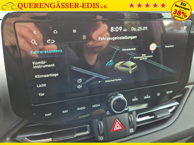 Hyundai i30 Kombi 1.5 T-GDI 95PS Sitzheizung Lenkradheizung Klimaautomatik Tempomat Navi Apple CarPlay + Android Auto PDC v+h Rückf.Kamera 17-LM 