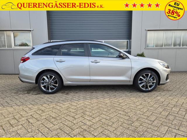 Hyundai i30 Kombi 1.5 T-GDI 95PS Sitzheizung Lenkradheizung Klimaautomatik Tempomat Navi Apple CarPlay + Android Auto PDC v+h Rückf.Kamera 17-LM 