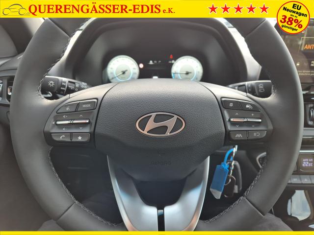 Hyundai i30 Kombi 1.5 T-GDI 95PS Sitzheizung Lenkradheizung Klimaautomatik Tempomat Navi Apple CarPlay + Android Auto PDC v+h Rückf.Kamera 17-LM 