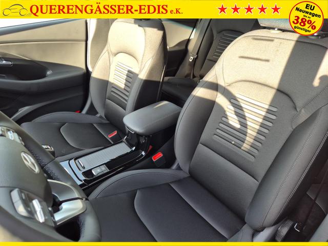 Hyundai i30 Kombi 1.5 T-GDI 95PS Sitzheizung Lenkradheizung Klimaautomatik Tempomat Navi Apple CarPlay + Android Auto PDC v+h Rückf.Kamera 17-LM 