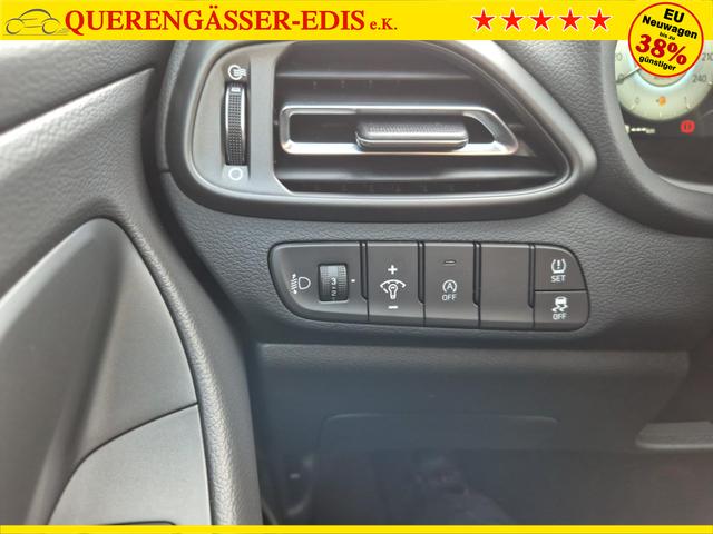 Hyundai i30 Kombi 1.5 T-GDI 95PS Sitzheizung Lenkradheizung Klimaautomatik Tempomat Navi Apple CarPlay + Android Auto PDC v+h Rückf.Kamera 17-LM 