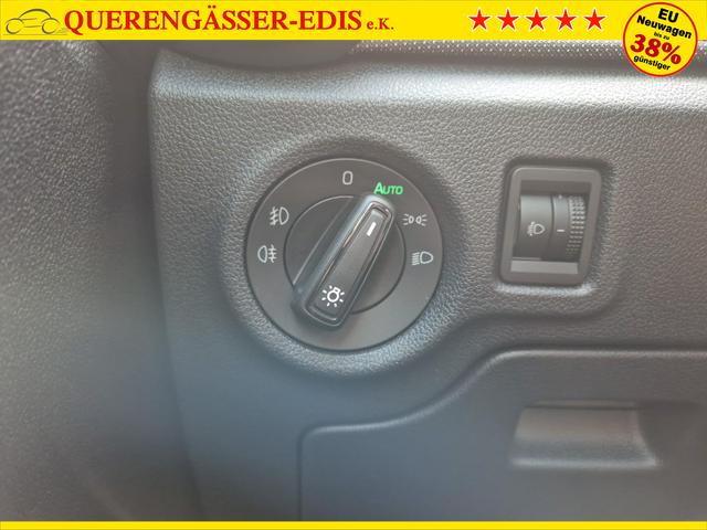 Skoda Fabia 1.0 TSI 115PS DSG Selection 5-türig 15"LM Rückf.Kamera Parksensoren Sitzheizung Multifunktionslenkrad Klima Skoda-Radio Bluetooth Touchscreen Tempomat Nebelsch. Apple CarPlay + Android Auto 