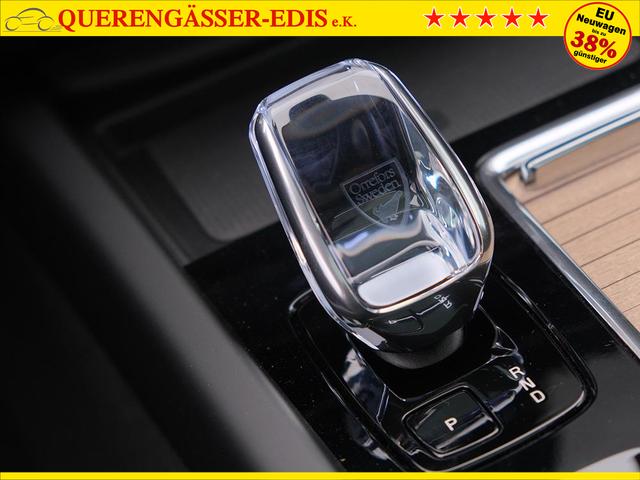 Volvo XC60 T6 Ultra AWD PHEV 350PS Automatik FACELIFT elektr. PanoDach Nordico-Polsterung 360°Kamera PDC v+h ACC el.Heckklappe Harman/Kardon-Sound Klimaautomatik Standheizung Sitzheizung Lenkradheizung Frontscheibe beheizb. Navi 