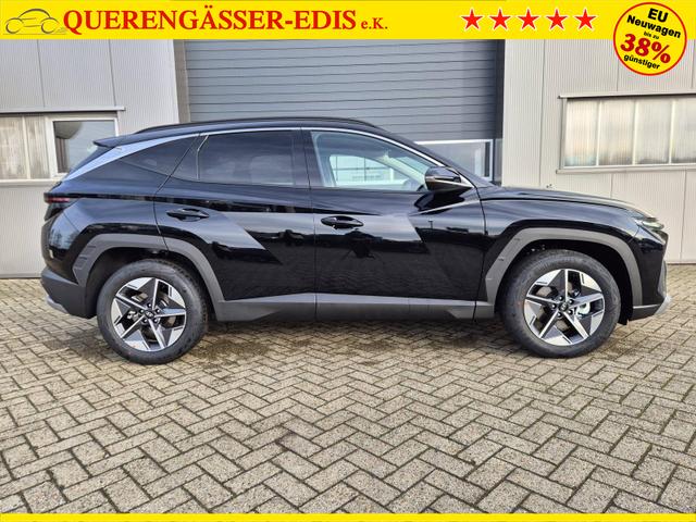 Hyundai TUCSON Trend 1.6 T-GDI 150PS Automatik TZ 2026 Teil-Leder Sitzheizung v+h Lenkradheizung Klimaautomatik Navi Touchscreen DAB+ Apple CarPlay + Android Auto PDC R&uuml;ckf.-Kamera Matrix-LED-Scheinw. 