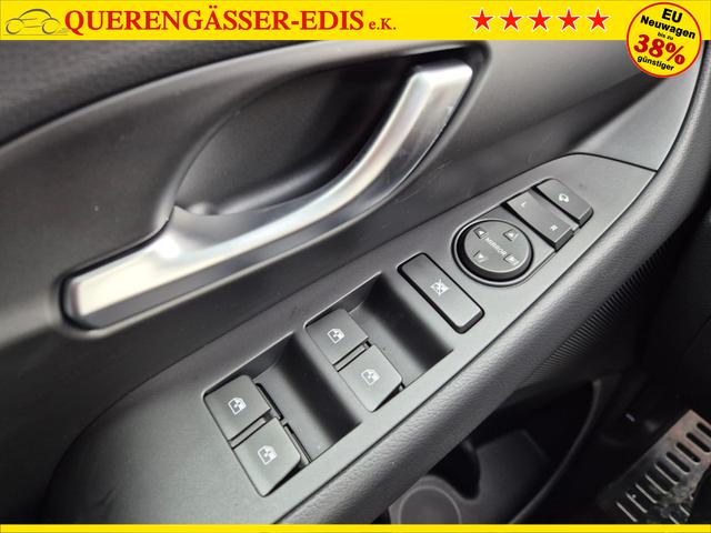 Hyundai i30 Kombi 1.6 T-GDI 150PS Automatik N-Line MY2026 Sitzheizung Lenkradheizung Klimaautomatik Navi 10,3"-Touchscreen Bluelink Apple CarPlay + Android Auto PDC v+h R&uuml;ckf.Kamera 18-LM 
