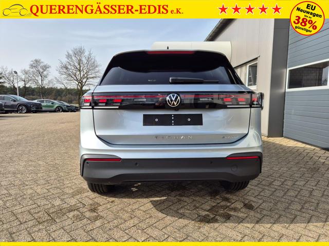 Volkswagen Tiguan Life 1,5 l eHybrid OPF 204PS DSG Design Paket "Dark" LED-Plus-Scheinw. elektr. Heckklappe Sitzheizung v+h Lenkradheizung Frontscheibe beheizb. R&uuml;ckf.Kamera Klimaautomatik VW-Radio Bluetooth wireless Apple CarPlay + Android Auto PDC ACC 2xKeyl 
