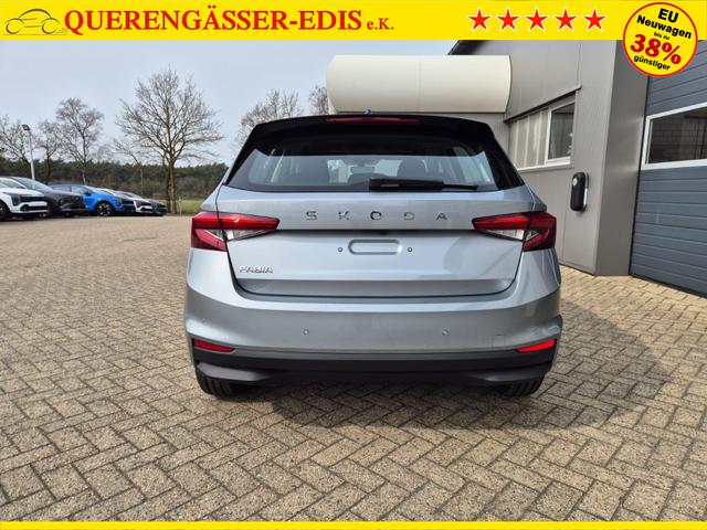 Skoda Fabia 1.0 TSI 95PS Selection 5-t&uuml;rig R&uuml;ckf.Kamera Parksensoren Sitzheizung Multifunktionslenkrad Klima Skoda-Radio Bluetooth Touchscreen Tempomat Nebelsch. Apple CarPlay + Android Auto 