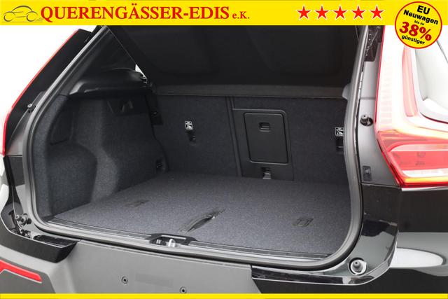 Volvo XC40 2.0 Black Edition Plus B4 Mild-Hybrid 197PS Automatik elektr. PanoDach R&uuml;ckf.Kamera PDC v+h ACC el.Heckklappe Harma/Kadon-Sound Klimaautomatik Sitzheizung Lenkradheizung Apple CarPlay Android Auto 20-LM 