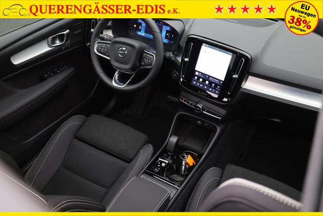 Volvo XC40 2.0 Black Edition Plus B4 Mild-Hybrid 197PS Automatik elektr. PanoDach R&uuml;ckf.Kamera PDC v+h ACC el.Heckklappe Harma/Kadon-Sound Klimaautomatik Sitzheizung Lenkradheizung Apple CarPlay Android Auto 20-LM 