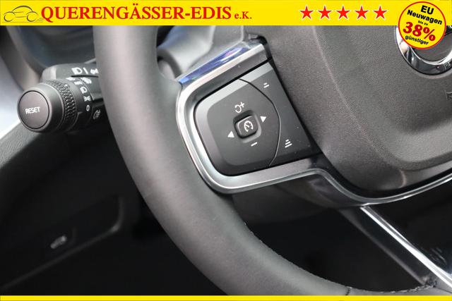 Volvo XC40 2.0 Black Edition Plus B4 Mild-Hybrid 197PS Automatik elektr. PanoDach R&uuml;ckf.Kamera PDC v+h ACC el.Heckklappe Harma/Kadon-Sound Klimaautomatik Sitzheizung Lenkradheizung Apple CarPlay Android Auto 20-LM 
