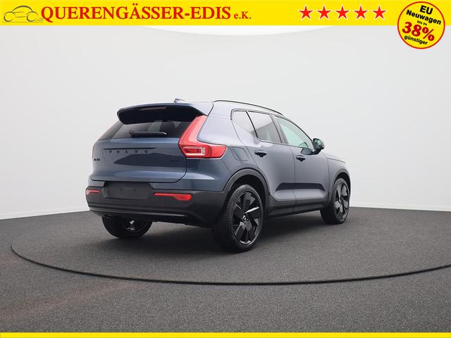 Volvo XC40 2.0 Black Edition Plus B4 Mild-Hybrid 197PS Automatik elektr. PanoDach R&uuml;ckf.Kamera PDC v+h ACC el.Heckklappe Harman/Kardon-Sound Klimaautomatik Sitzheizung Lenkradheizung Apple CarPlay Android Auto 20-LM 
