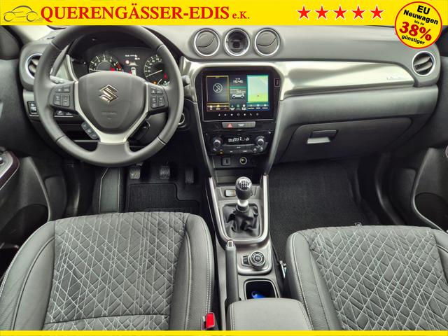 Suzuki Vitara Comfort+ 110PS MHEV 4x4 ALLGRIP 1.4 Boosterjet Allrad Teilleder mit Alcantara Navi Klimaautomatik Sitzheizung ACC PDC v+h R&uuml;ckf.Kamera Suzuki-Radio Apple CarPlay Android Auto Touchscreen 2xKeyless 17-LM 