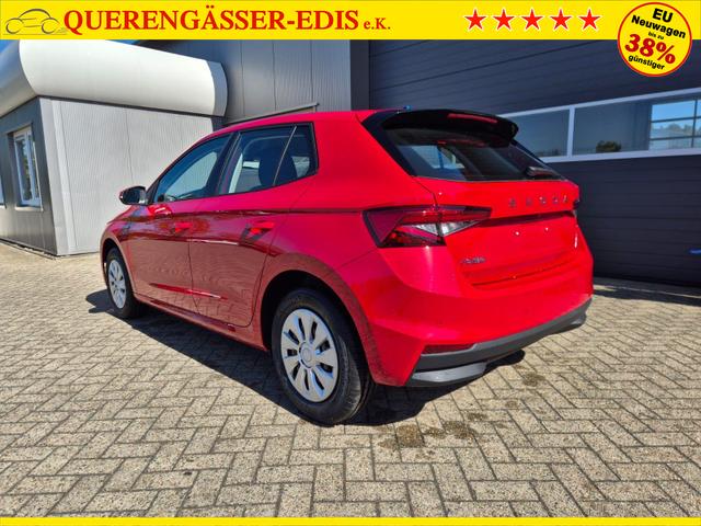 Skoda Fabia 1.0 TSI 95PS Selection 5-t&uuml;rig R&uuml;ckf.Kamera Parksensoren Sitzheizung Multifunktionslenkrad Klima Skoda-Radio Bluetooth Touchscreen Tempomat Nebelsch. Apple CarPlay + Android Auto 