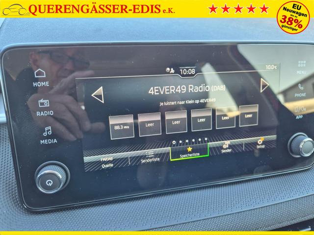 Skoda Fabia 1.0 TSI 95PS Selection 5-t&uuml;rig R&uuml;ckf.Kamera Parksensoren Sitzheizung Multifunktionslenkrad Klima Skoda-Radio Bluetooth Touchscreen Tempomat Nebelsch. Apple CarPlay + Android Auto 