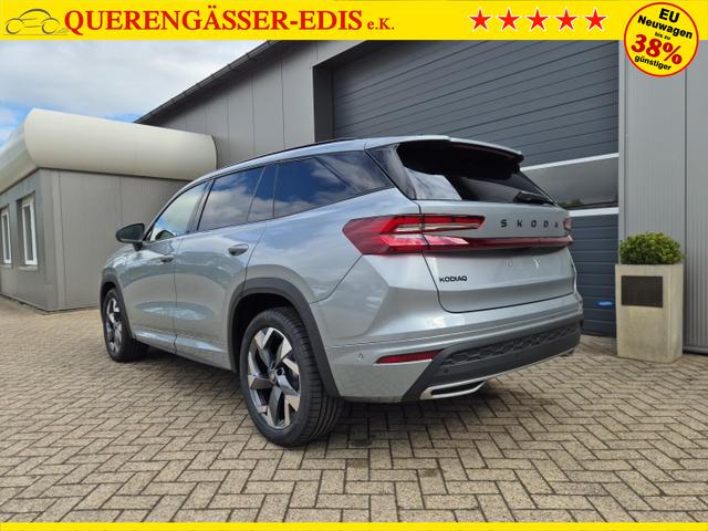 Skoda Kodiaq Sportline 1.5 TSI 204PS PHEV DSG schwenkb. AHK elektr. PanoDach HUD Alcantara PDC v+h 360&deg;Kamera CANTON Sound Klimaautomatik Sitzheizung Lenkradheizung Navi Apple CarPlay Android Auto 2xKeyless 19"LM vollelektr. Reichweite 116KM 