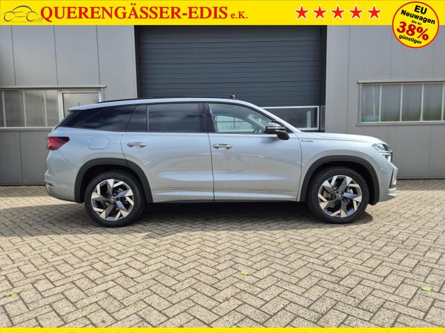 Skoda Kodiaq Sportline 1.5 TSI 204PS PHEV DSG schwenkb. AHK elektr. PanoDach HUD Alcantara PDC v+h 360&deg;Kamera CANTON Sound Klimaautomatik Sitzheizung Lenkradheizung Navi Apple CarPlay Android Auto 2xKeyless 19"LM vollelektr. Reichweite 116KM 