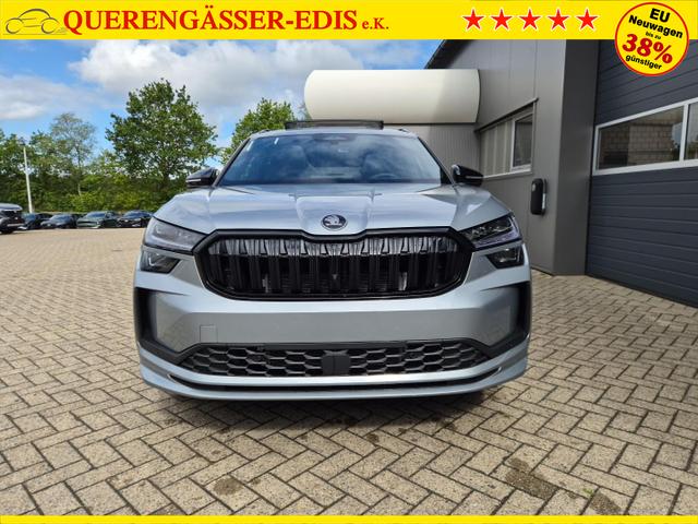 Skoda Kodiaq Sportline 1.5 TSI 204PS PHEV DSG schwenkb. AHK elektr. PanoDach HUD Alcantara PDC v+h 360&deg;Kamera CANTON Sound Klimaautomatik Sitzheizung Lenkradheizung Navi Apple CarPlay Android Auto 2xKeyless 19"LM vollelektr. Reichweite 116KM 
