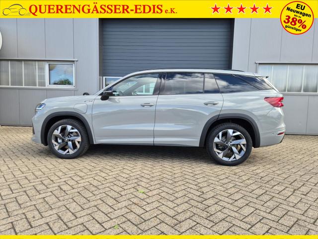 Skoda Kodiaq Sportline 1.5 TSI 204PS PHEV DSG schwenkb. AHK elektr. PanoDach HUD Alcantara PDC v+h 360&deg;Kamera CANTON Sound Klimaautomatik Sitzheizung Lenkradheizung Navi Apple CarPlay Android Auto 2xKeyless 19"LM vollelektr. Reichweite 116KM 