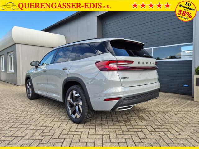 Skoda Kodiaq Sportline 1.5 TSI 204PS PHEV DSG schwenkb. AHK elektr. PanoDach HUD Alcantara PDC v+h 360&deg;Kamera CANTON Sound Klimaautomatik Sitzheizung Lenkradheizung Navi Apple CarPlay Android Auto 2xKeyless 19"LM vollelektr. Reichweite 116KM 