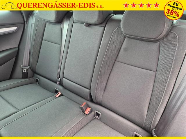 Skoda Karoq 1.5 TSI 150PS DSG Selection AHK Klimaautomatik Sitzheizung Lenkradheizung ACC PDC v+h R&uuml;ckf.Kamera abg.Scheiben Apple CarPlay Android Auto 17"LM 