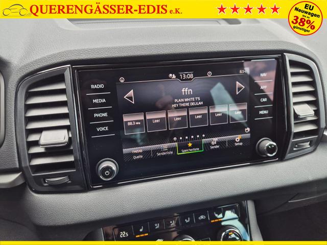 Skoda Karoq 1.5 TSI 150PS DSG Selection AHK Klimaautomatik Sitzheizung Lenkradheizung ACC PDC v+h R&uuml;ckf.Kamera abg.Scheiben Apple CarPlay Android Auto 17"LM 