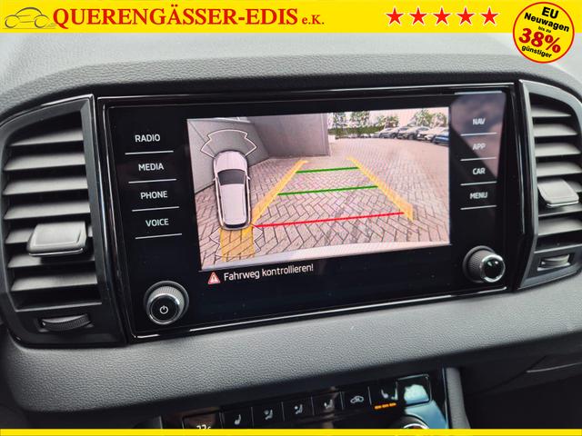 Skoda Karoq 1.5 TSI 150PS DSG Selection AHK Klimaautomatik Sitzheizung Lenkradheizung ACC PDC v+h R&uuml;ckf.Kamera abg.Scheiben Apple CarPlay Android Auto 17"LM 