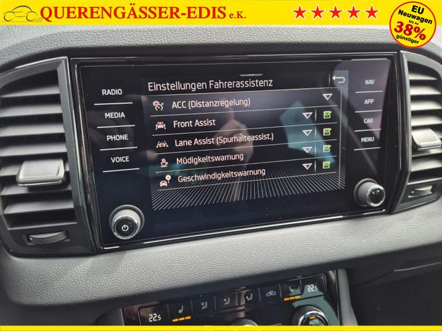 Skoda Karoq 1.5 TSI 150PS DSG Selection AHK Klimaautomatik Sitzheizung Lenkradheizung ACC PDC v+h R&uuml;ckf.Kamera abg.Scheiben Apple CarPlay Android Auto 17"LM 