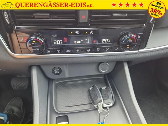 Nissan Qashqai 1.3 DIG-T MHEV 158 PS X-Tronic N-Connecta Teil-Leder PanoGlasdach Klimaautomatik Sitzheizung Lenkradheizung Navi ACC PDC v+h 360&deg;Kamera DAB Bluetooth Touchscreen Apple CarPlay Android Auto 18"LM 