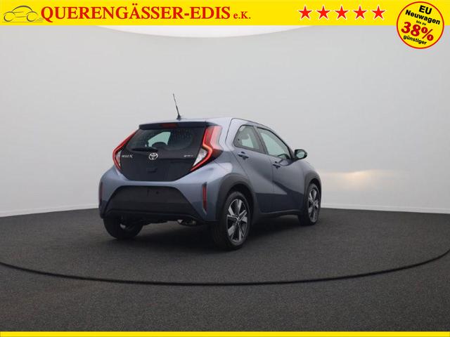 Toyota Aygo X Pure 1.5 Hybrid 116PS Automatik Sitzheizung Klimaautomatik R&uuml;ckf.Kamera AbstandsTempomat Nebelscheinw. Multifunktionslenkrad Bluetooth Touchscreen Apple CarPlay + Android Auto 2xKeyless 