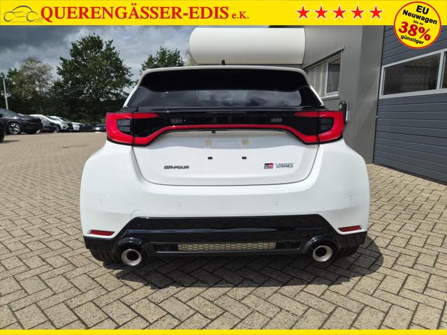 Toyota GR Yaris 1.6 Turbo 280PS Automatik 4x4 High Performance BBS Felgen Klimaautomatik Lenkradheizung Sitzheizung JBL Premiumsound Navi Bluetooth DAB Apple CarPlay Android Auto2x Keyless R&uuml;ckf.Kamera PDC v+h ACC 18-LM 