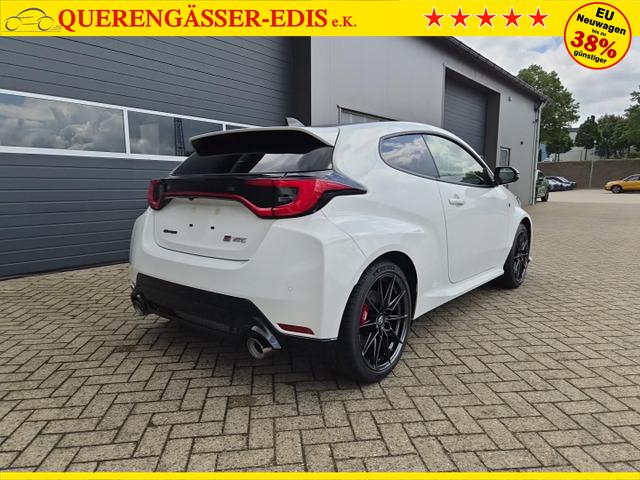 Toyota GR Yaris 1.6 Turbo 280PS Automatik 4x4 High Performance BBS Felgen Klimaautomatik Lenkradheizung Sitzheizung JBL Premiumsound Navi Bluetooth DAB Apple CarPlay Android Auto2x Keyless R&uuml;ckf.Kamera PDC v+h ACC 18-LM 