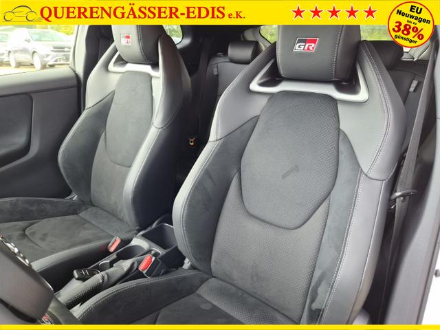Toyota GR Yaris 1.6 Turbo 280PS Automatik 4x4 High Performance BBS Felgen Klimaautomatik Lenkradheizung Sitzheizung JBL Premiumsound Navi Bluetooth DAB Apple CarPlay Android Auto2x Keyless R&uuml;ckf.Kamera PDC v+h ACC 18-LM 