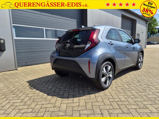 Toyota Aygo X Pure 1.5 Hybrid 116PS Automatik Sitzheizung Klimaautomatik R&uuml;ckf.Kamera AbstandsTempomat Nebelscheinw. Multifunktionslenkrad Bluetooth Touchscreen Apple CarPlay + Android Auto 2xKeyless 