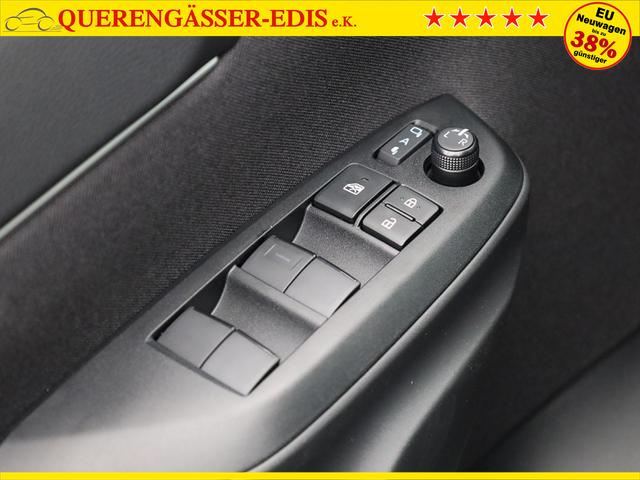 Toyota Yaris Cross 1.5-l 130PS HEV Automatik Style Matrix-LED 4xKamera elektr. Heckklappe Sitzheizung Lenkradheizung Klimaautomatik Navi Bluetooth wireless Apple CarPlay + Android Auto ACC PDC v+h 18"LM 