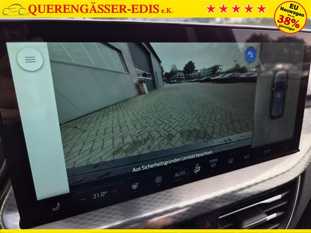Ford Kuga Titanium 243PS PHEV Automatik elektr. PanoDach Sitzheizung v+h Lenkradheizung Frontscheibe beheizb. Klimaautomatik Navi SYNC4 Apple CarPlay Android Auto Touchscreen PDC 4xKamera 2xKeyless 17"LM vollelektr. Reichweite 66KM 