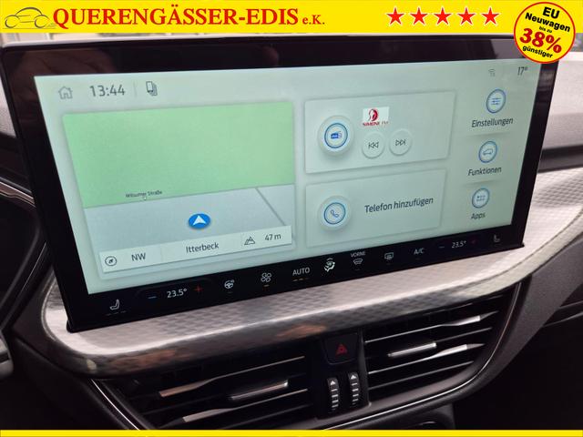 Ford Kuga Titanium 243PS PHEV Automatik schwenkb. AHK elektr. PanoDach Sitzheizung v+h Lenkradheizung Frontscheibe beheizb. Klimaautomatik Navi SYNC4 Apple CarPlay Android Auto Touchscreen PDC 4xKamera 2xKeyless 17"LM vollelektr. Reichweite 66KM 