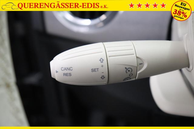 Fiat 500C Dolcevita 1.0 GSE Hybrid 51kW695 Pompei Grau 592 - Stoff "Star" mit Einsätzen aus Vinyl Schwarz/Weiß, Ambiente Elfenbein, Verdeck Schwarz