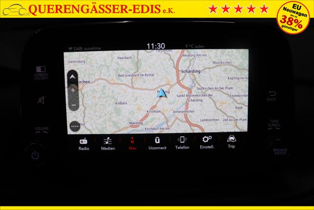 Tipo 5-Türer MY22 TIPO 5-Türer City Life 1.0 74kW (100PS)695 - Colosseo Grau 645 - Stoff Schwarz "316 Rückfahrkamera mit dynamischen Führungslinien 3A4 Sicherheits-Plus-Paket 3A5 Convenience Plus-Paket 3B4 Style-Paket 452 Sitzheizung vorn 5DR Colosseo Grau ja laut RE 21.10 fb 7QC Uconnect™ NAV Navigationssystem und digitalem Audioempfang DAB+"