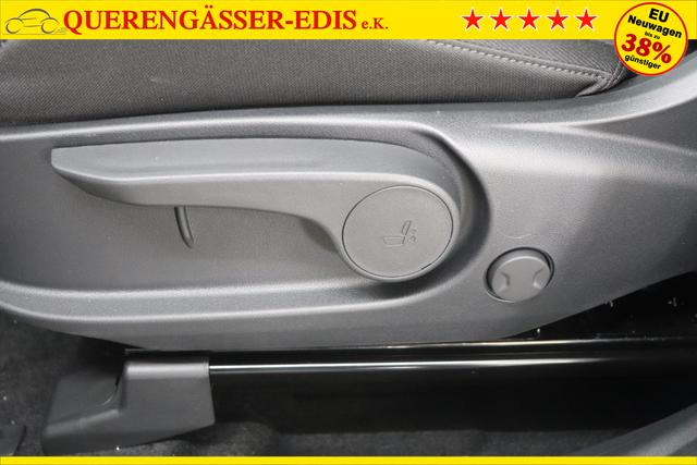 Hyundai Tucson 1.6 T-GDI 6MT 2WD Family MY23 110kW Polar White Sitzpolsterung in Stoff Schwarz