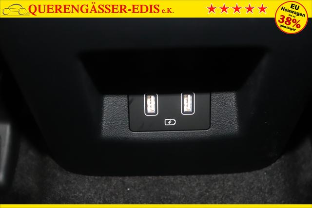 Hyundai Tucson 1.6 T-GDI 6MT 2WD Family MY23 110kW Polar White Sitzpolsterung in Stoff Schwarz