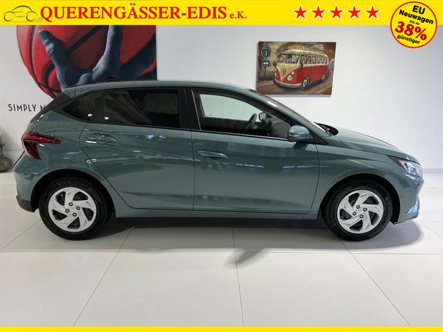 Hyundai i20 GO LED Mangrove Green, Beispielbilder, ggf. teilweise mit Sonderausstattung