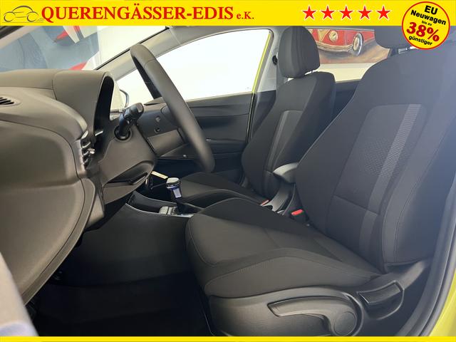 Hyundai i20 GO Plus 1.0 T-GDI DCT Lucid Lime Metallic, Beispielbilder, ggf. teilweise mit Sonderausstattung