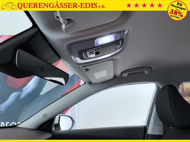 Hyundai Kona EV Atlas White