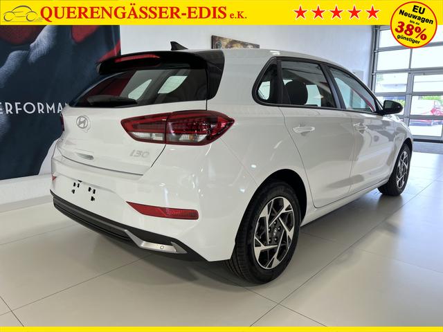 Hyundai i30 GO Atlas White