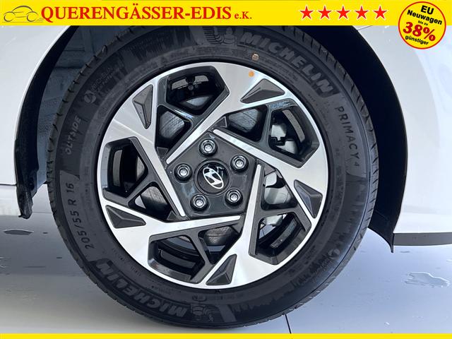 Hyundai i30 GO Atlas White