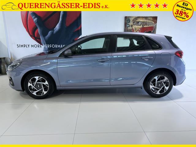 Hyundai i30 GO Meta Blue Pearl