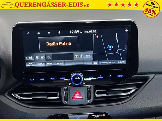 Hyundai i30 GO Meta Blue Pearl