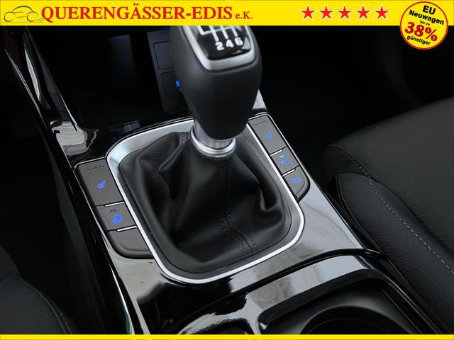 Hyundai i30 GO Atlas White